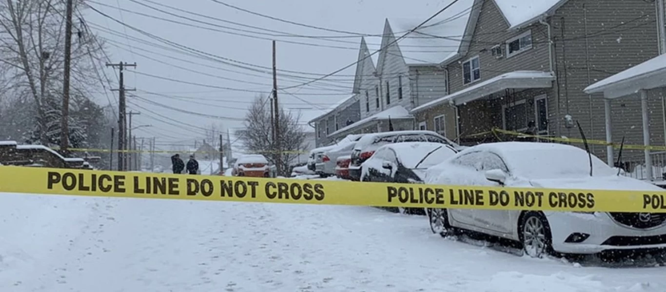 Σοκ στις ΗΠΑ: Σκότωσε εν ψυχρώ τους γείτονές του μετά από καυγά... για το χιόνι (σκληρές εικόνες)